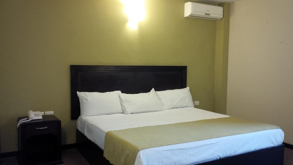 Chn Hotel Monterrey Santa Fe Bilik gambar